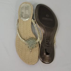 Beautful Cole Haan Kitten Heel Sandals 7B  🎁